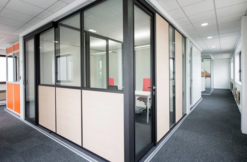 Aluminium & Glass Partition